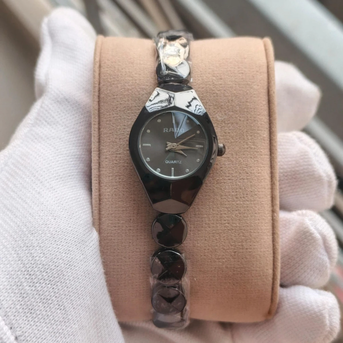 Luxury Ladis Watch Model 5590 Full  Black Colour Watch Ladis