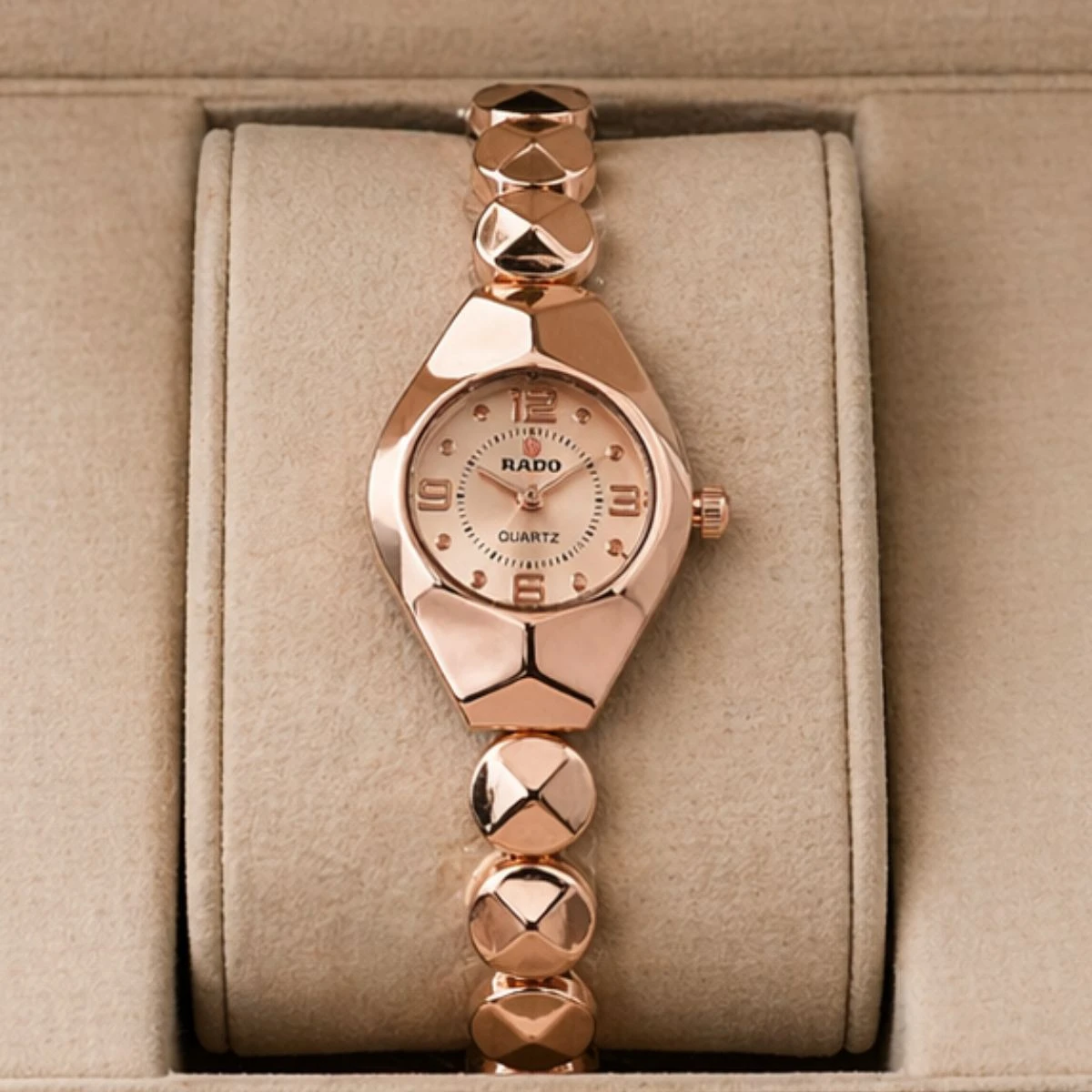 Luxury Ladis Watch Model 5590 Chain Rose Golden  Dial 12, .6 ,  Colour Watch Ladis