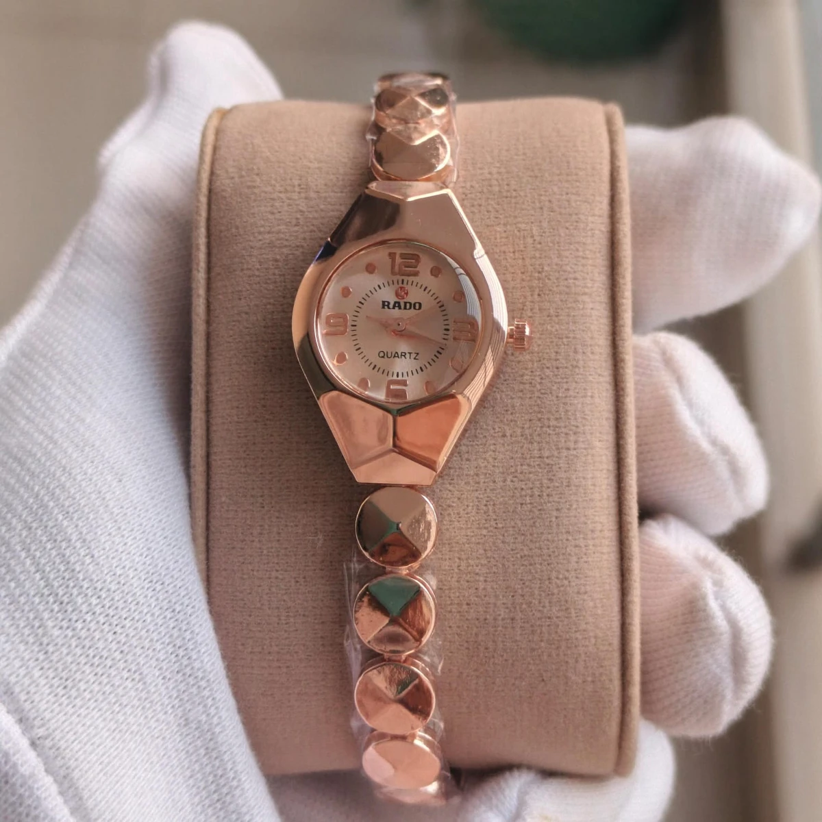 Luxury Ladis Watch Model 5590 Chain Rose Golden  Dial 12, .6 ,  Colour Watch Ladis