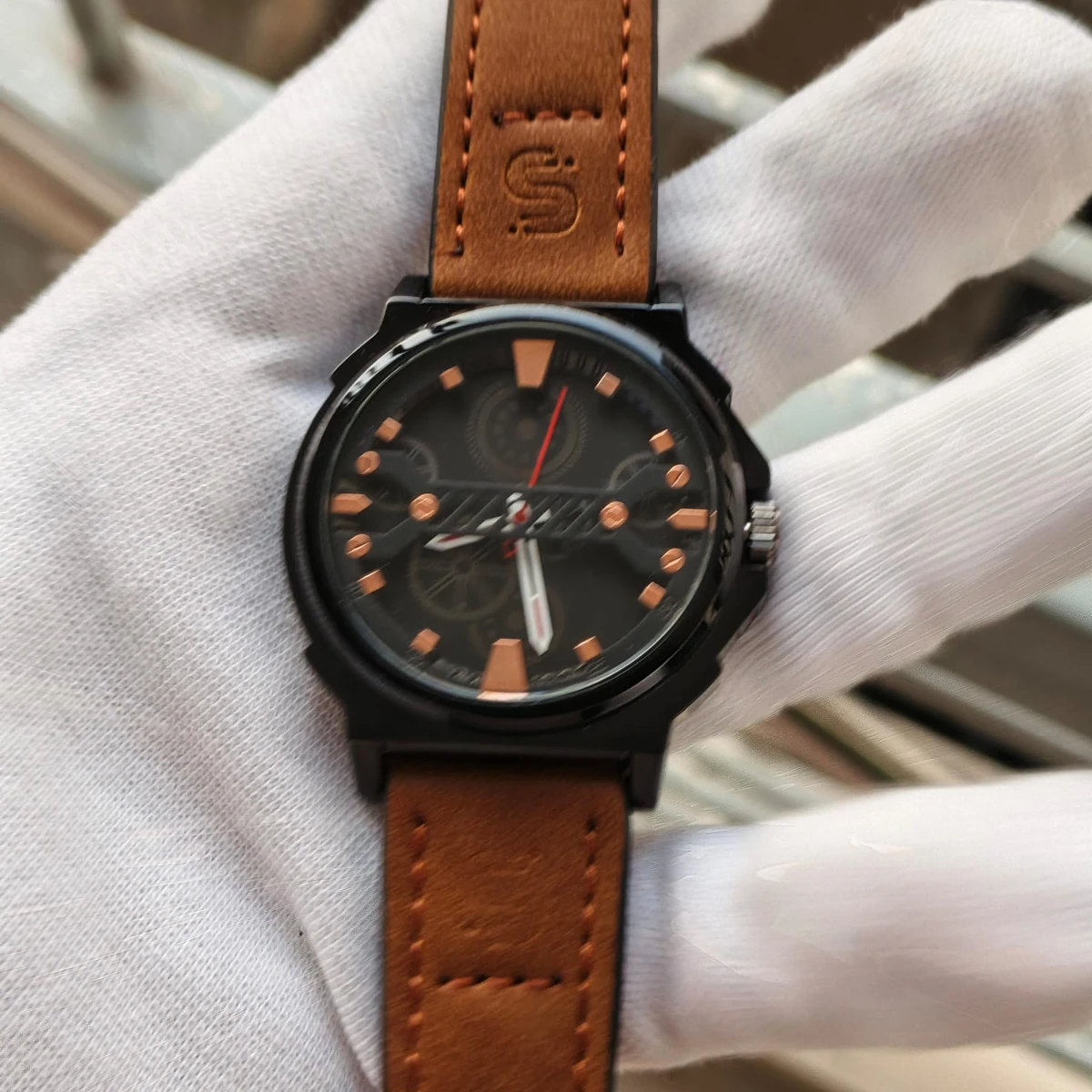 Sober Watch Model 980 Premium Watch Belt Brown Dial Black Colour Watch For Man + এক পিস ব্যাটারি ফ্রি।