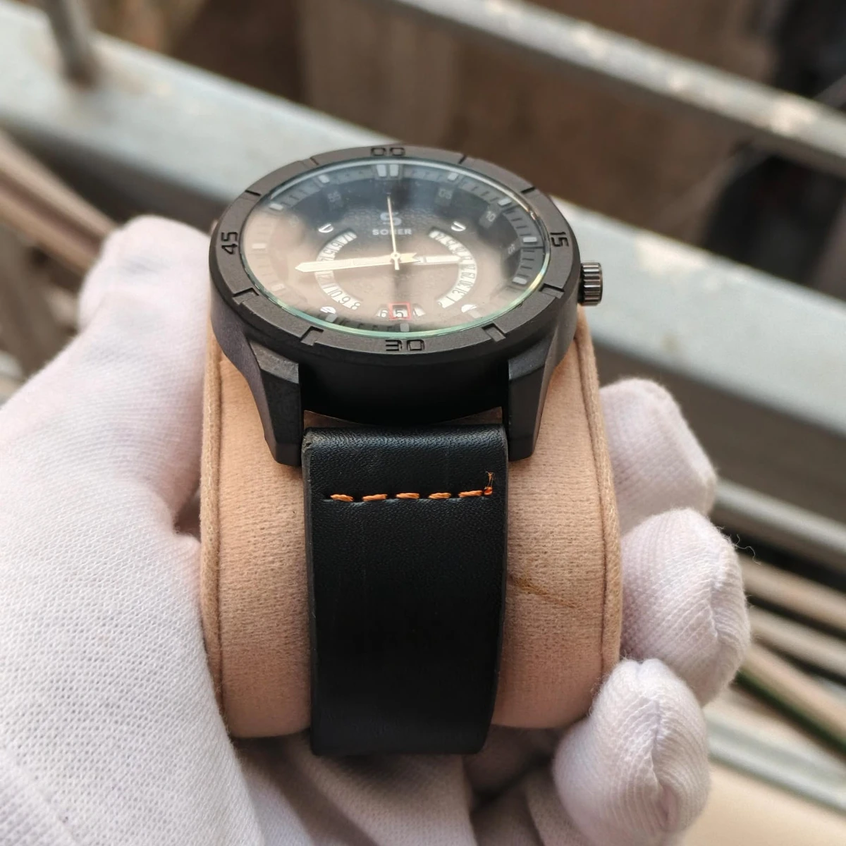 Sober Watch Model 995 Premium Watch Full Black Colour Watch For Man + এক পিস ব্যাটারি ফ্রি।