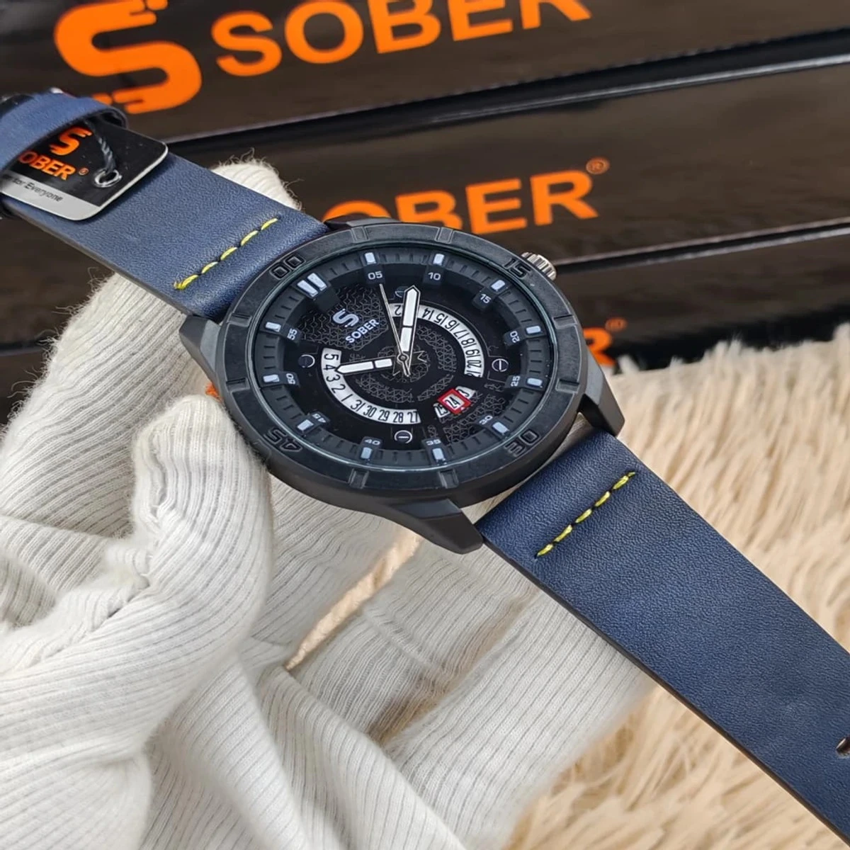 Sober Watch Model 995 Premium Watch Belt Blue Dial Black Colour Watch For Man + এক পিস ব্যাটারি ফ্রি।