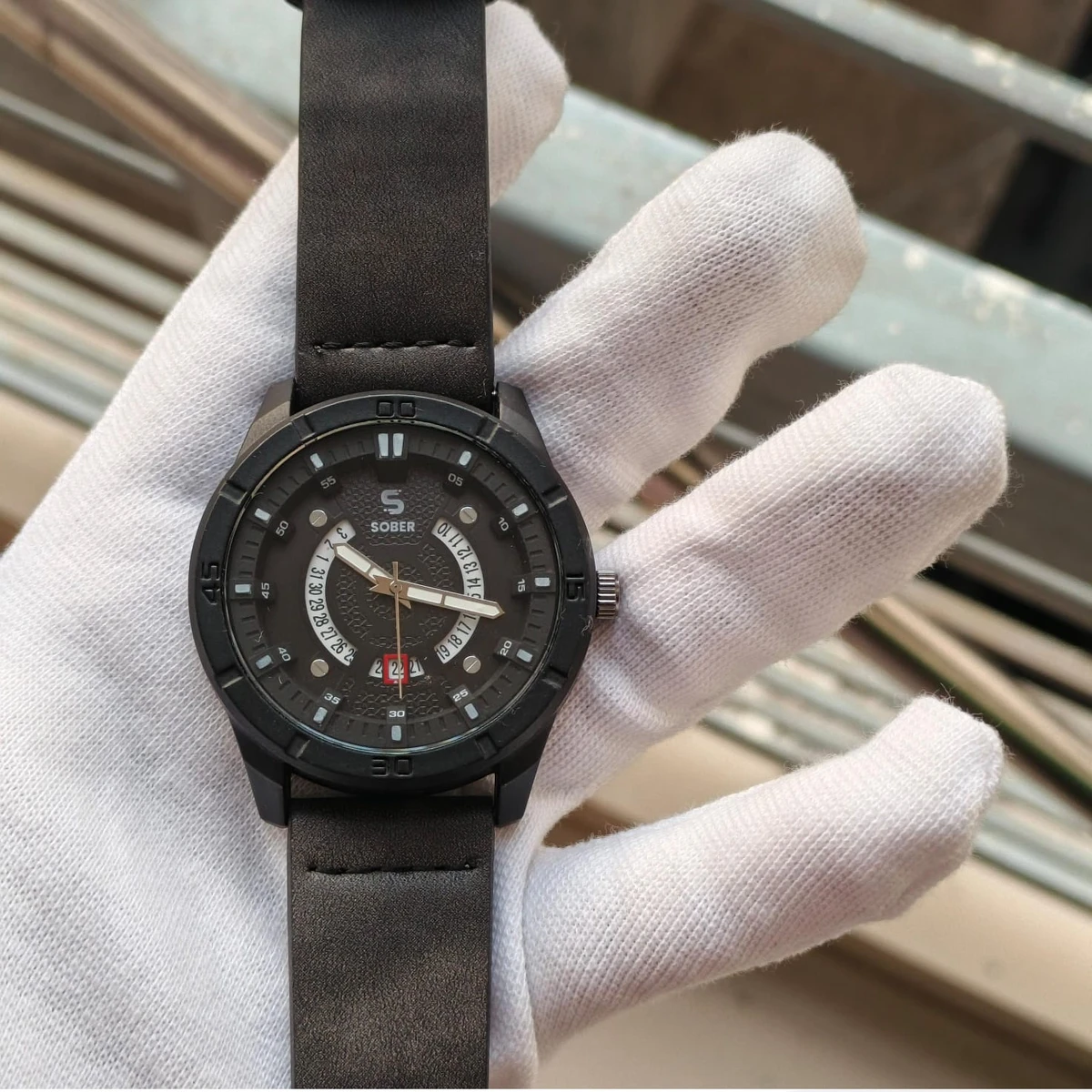 Sober Watch Model 995 Premium Watch Belt Ash Dial Black Colour Watch For Man + এক পিস ব্যাটারি ফ্রি।