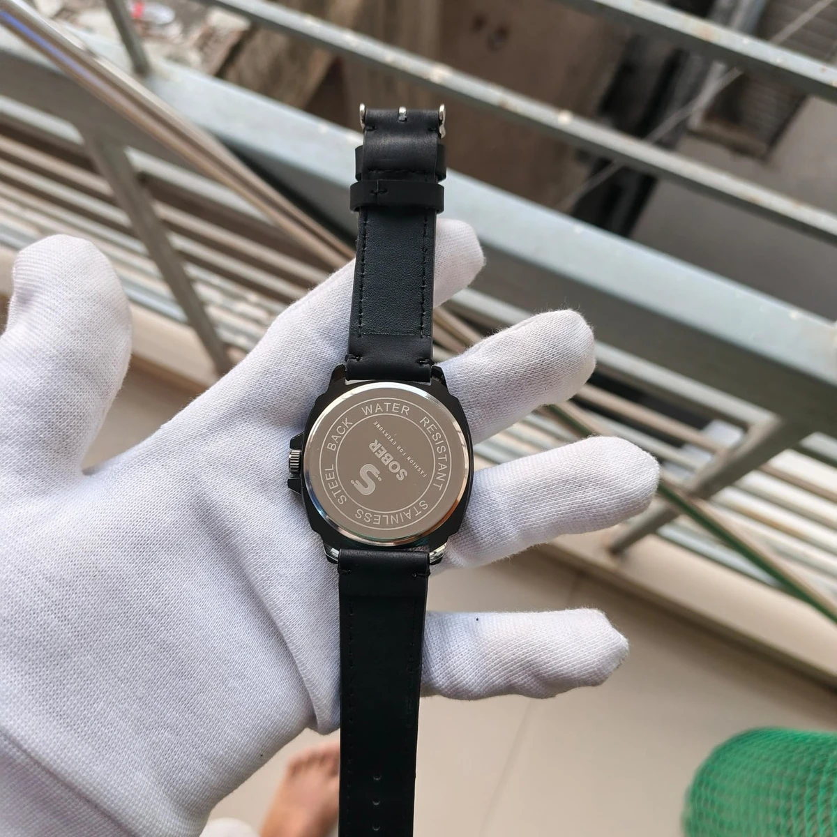 Sober Watch Model 985 Premium Watch Belt Black Dial Black Colour Watch For Man + এক পিস ব্যাটারি ফ্রি।