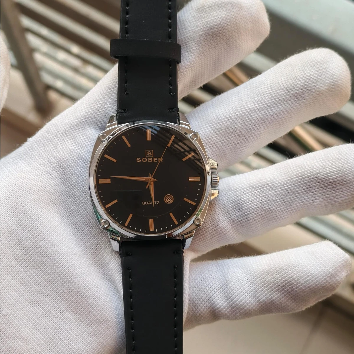 Sober Watch Model 985 Premium Watch Belt Black Round White  Dial Black Colour Watch For Man + এক পিস ব্যাটারি ফ্রি।